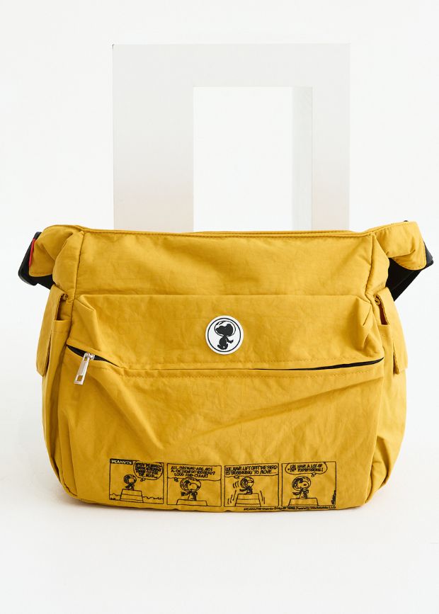 snoopy×zucchero 撥水ナイロン 大容量 ショルダーバッグ 62085