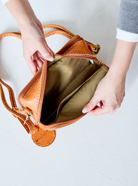 zuccchero 本革お財布ショルダーバッグ 49086