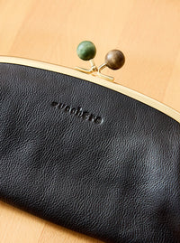 zucchero 本革がま口長財布 58053