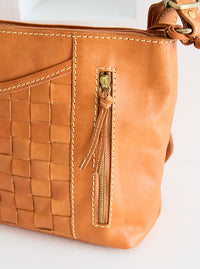 zucchero 本革ショルダーバッグ 49800