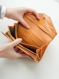 zucchero 本革長財布 47701