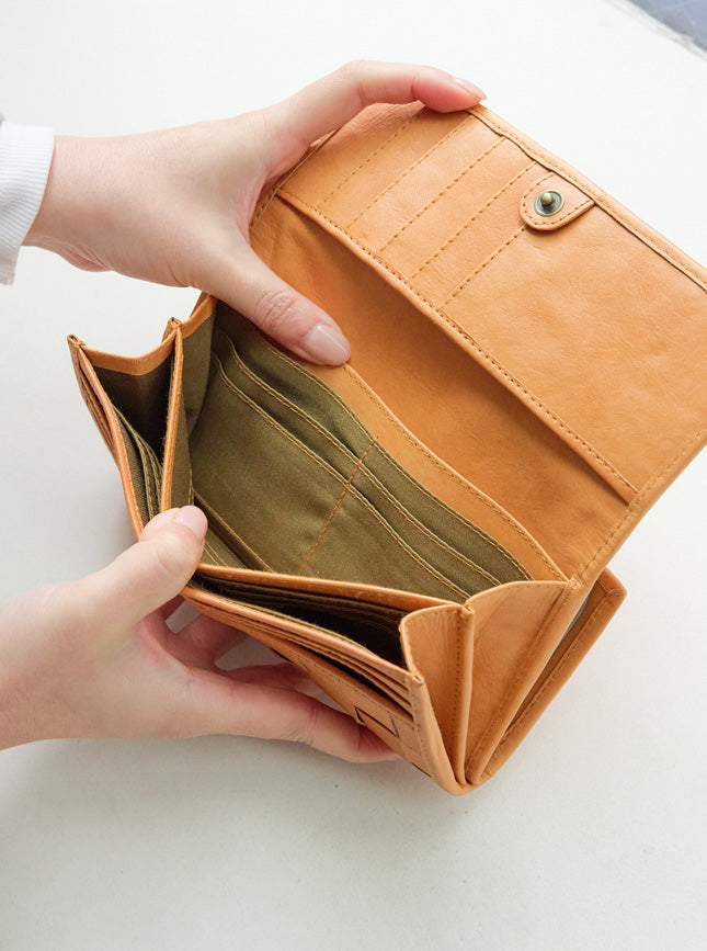 zucchero 本革がま口長財布 48920