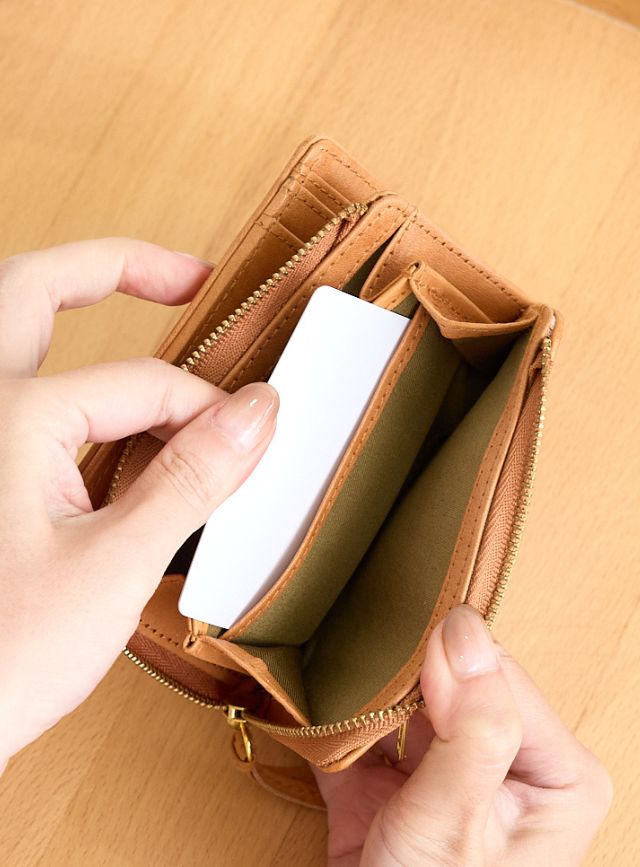 zucchero 本革 ミドル折財布 40200